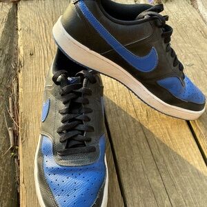 Nike Men's Black and Blue Sneakers